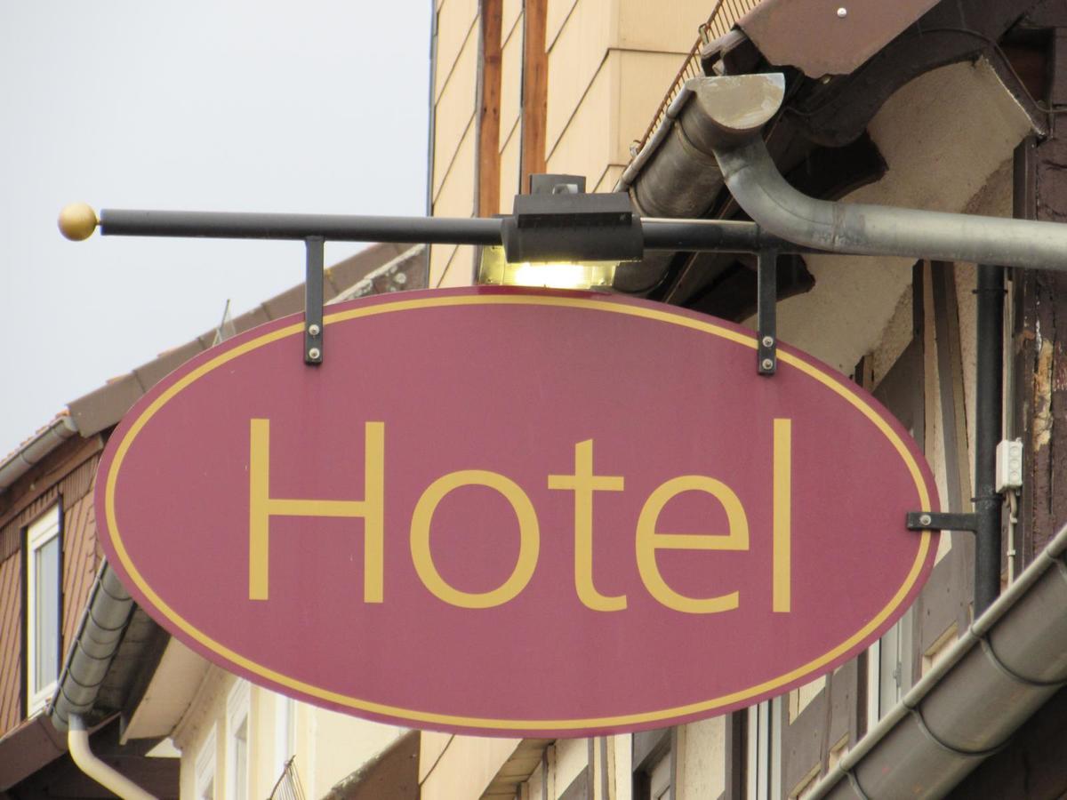 Hotel Und Restaurant Pinkenburg Wennigsen Екстериор снимка