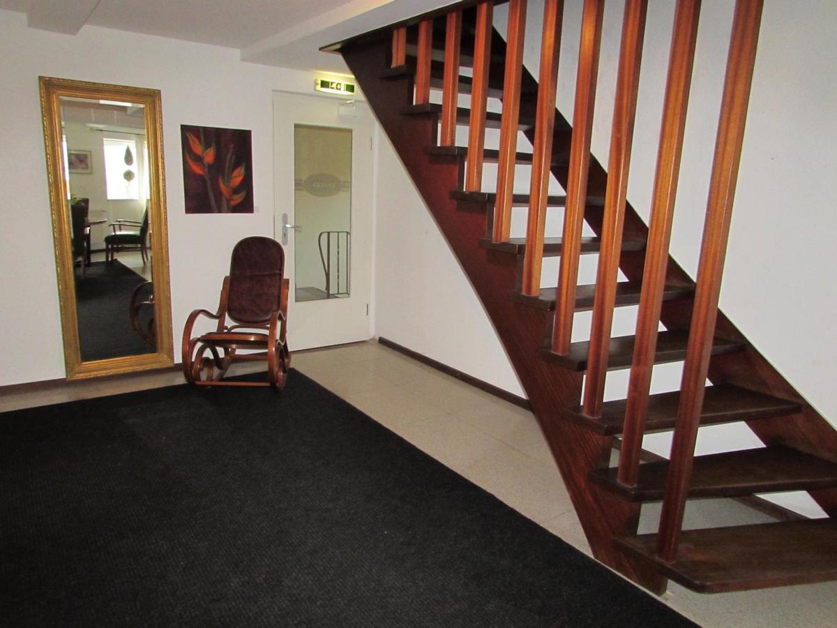 Hotel Und Restaurant Pinkenburg Wennigsen Екстериор снимка