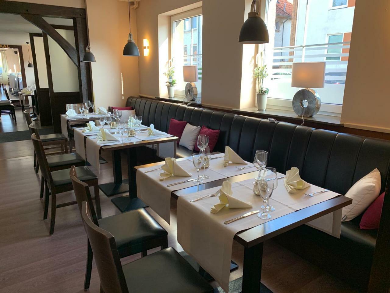 Hotel Und Restaurant Pinkenburg Wennigsen Екстериор снимка