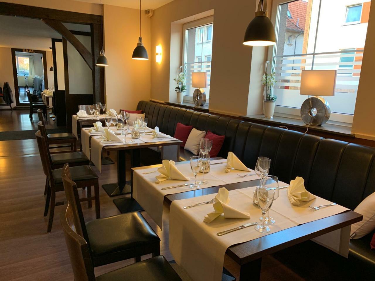 Hotel Und Restaurant Pinkenburg Wennigsen Екстериор снимка
